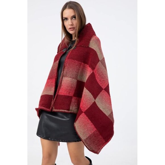 Square Patterned Poncho Red Marroon Pink - Picture 4 of 4